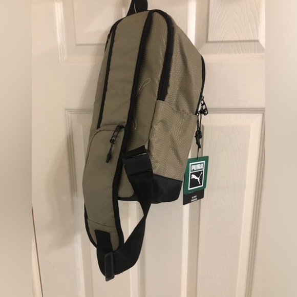 Puma waffle‎ textured olive green & black sling unisex backpack bag new - Picture 5 of 13